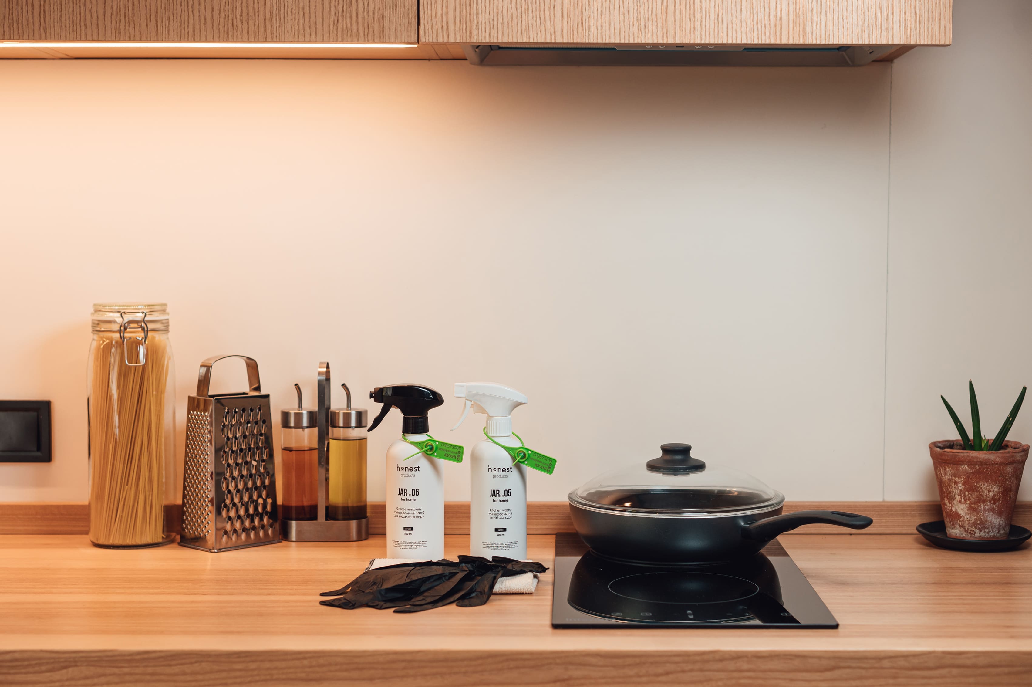 Універсальний засіб для кухні JAR №05 від honest products for home, 500мл