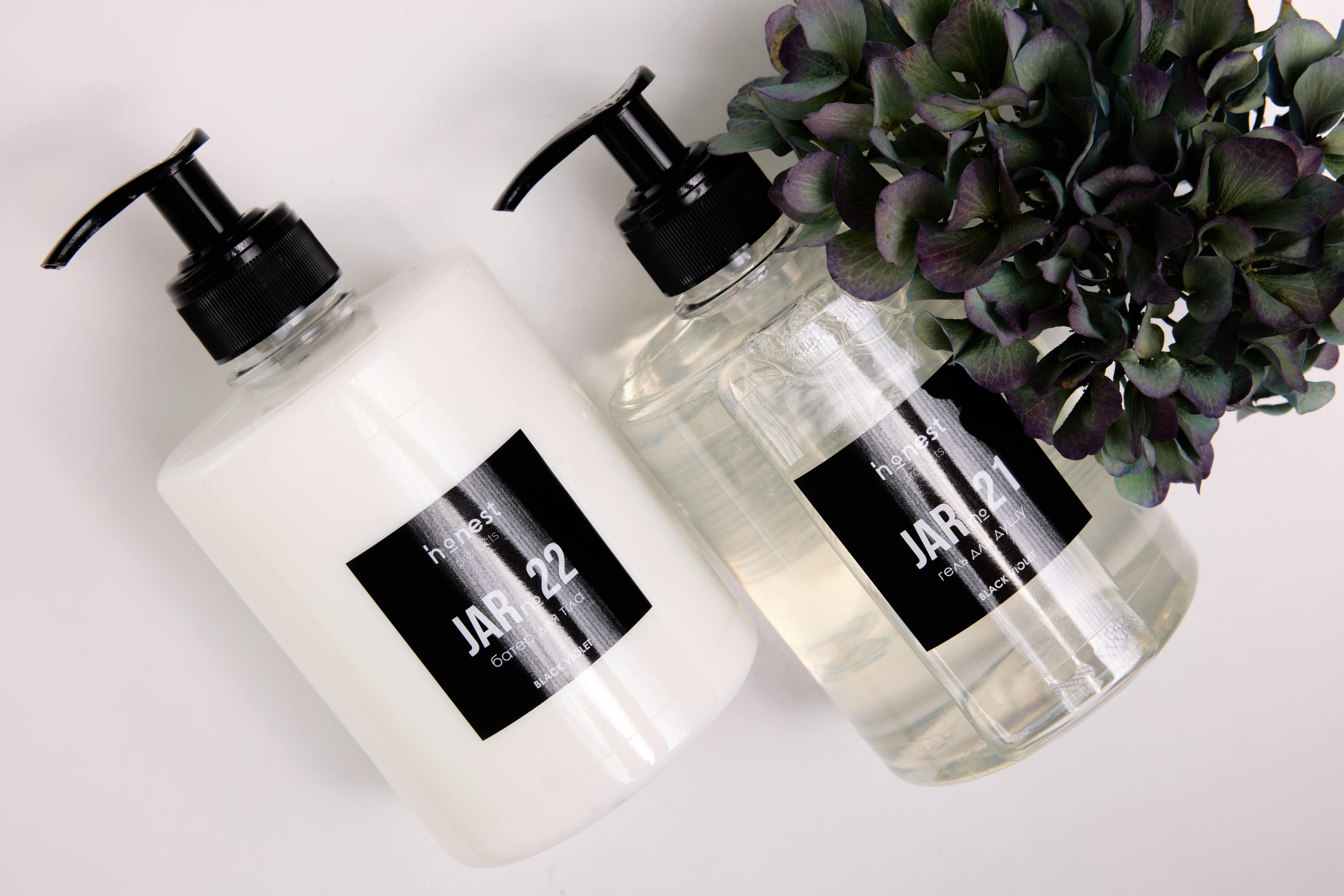 Зволожувальний крем-гель для душу JAR №21 black violet від honest products, 500мл